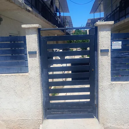 Rallis Village בית נופש *