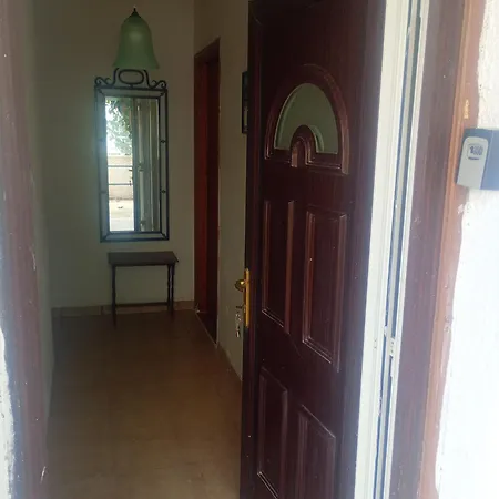 בית נופש Rallis Village